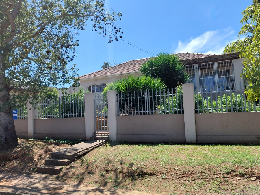 4 Bedroom Property for Sale in Van Riebeeck Hoogte Eastern Cape